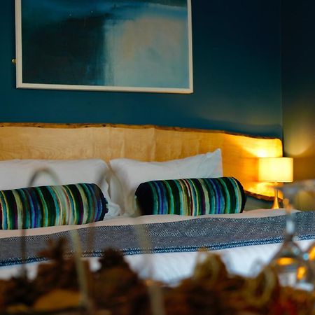 Arosfa Harbourside Guesthouse أبيريرون المظهر الخارجي الصورة