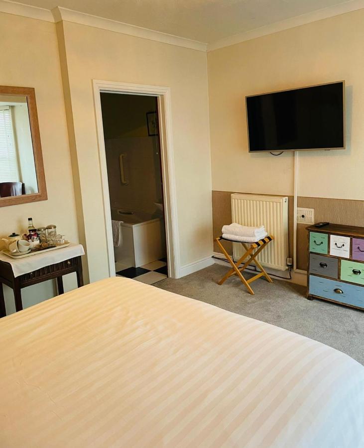 Arosfa Harbourside Guesthouse أبيريرون المظهر الخارجي الصورة