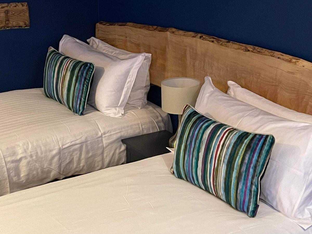 Arosfa Harbourside Guesthouse أبيريرون المظهر الخارجي الصورة