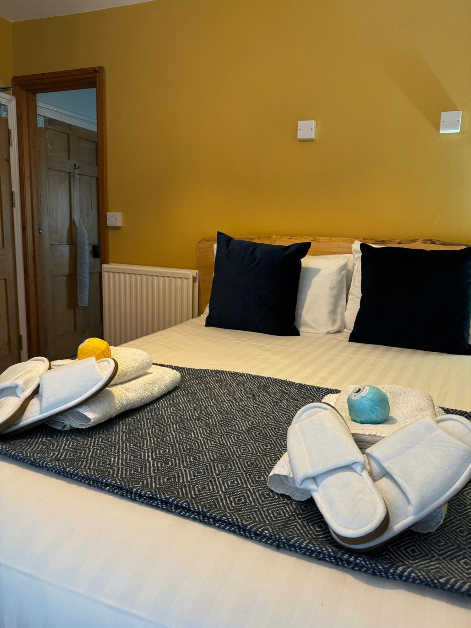 Arosfa Harbourside Guesthouse أبيريرون المظهر الخارجي الصورة