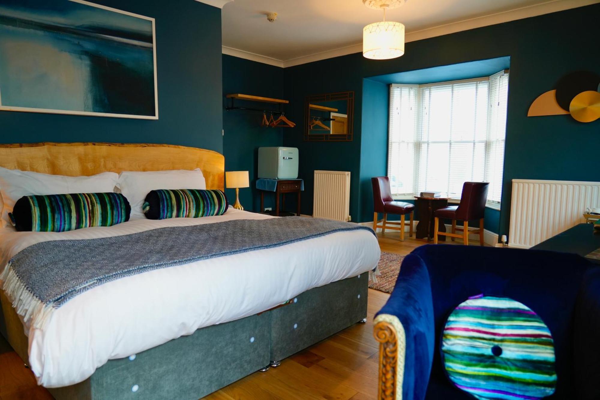 Arosfa Harbourside Guesthouse أبيريرون المظهر الخارجي الصورة